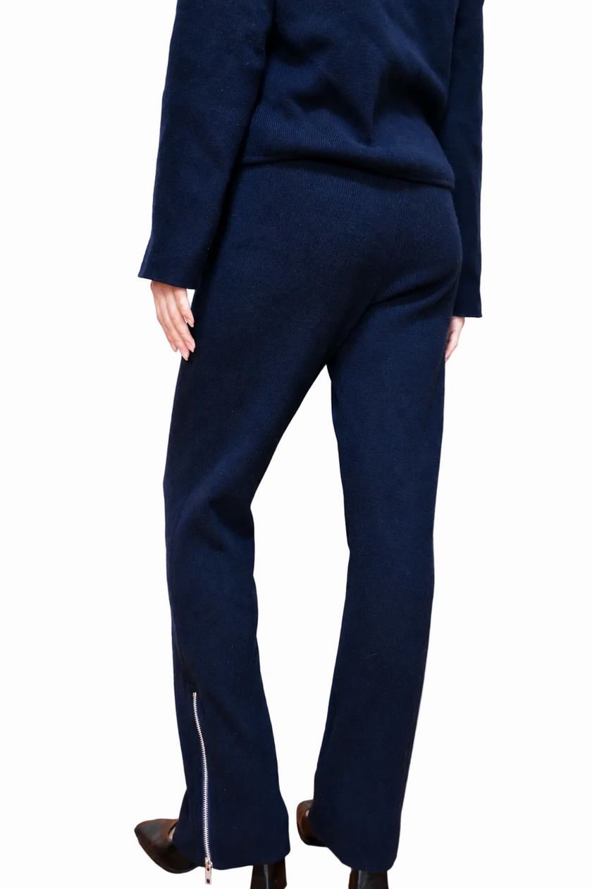 KNIT PANTS