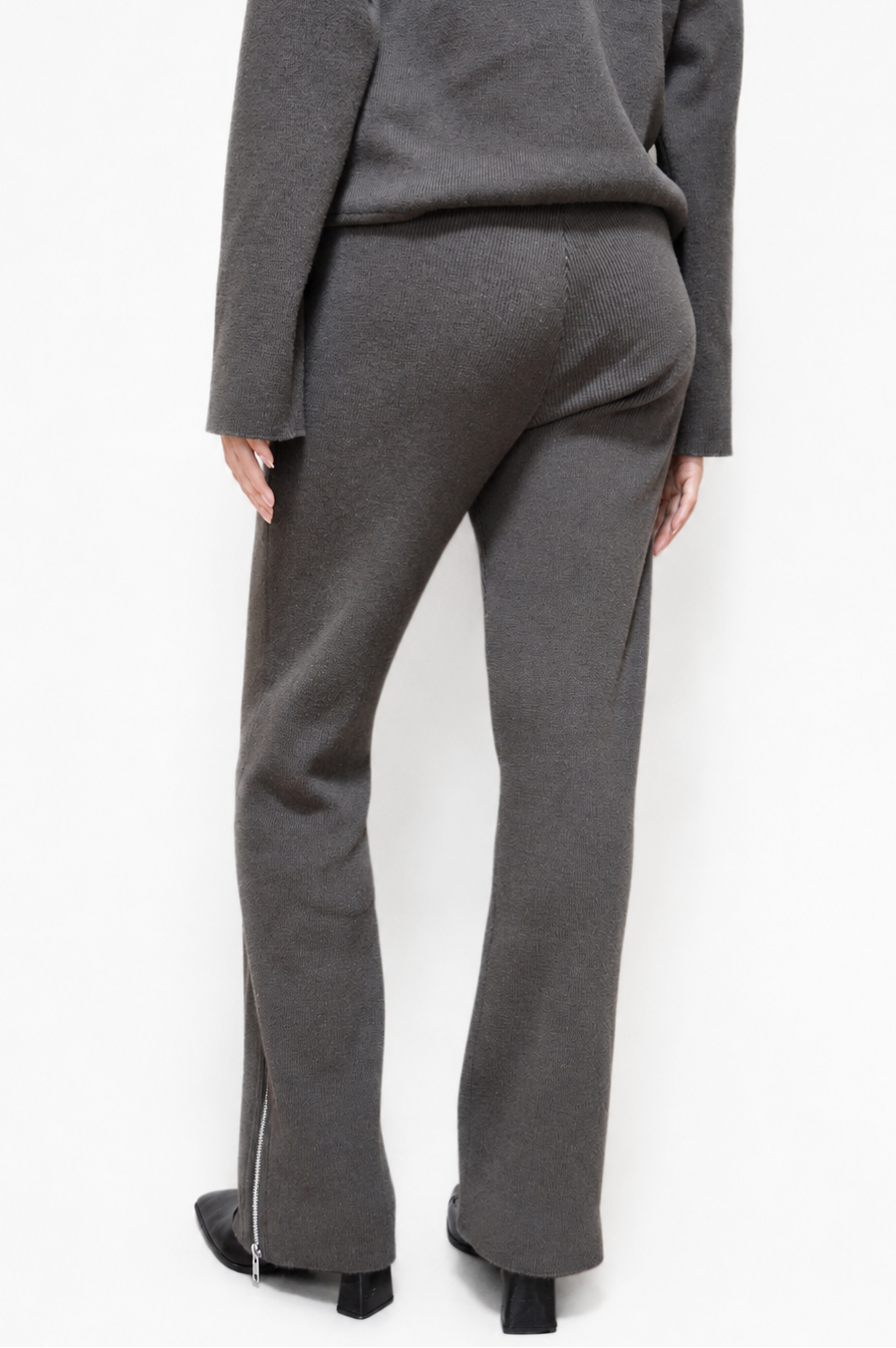 KNIT PANTS